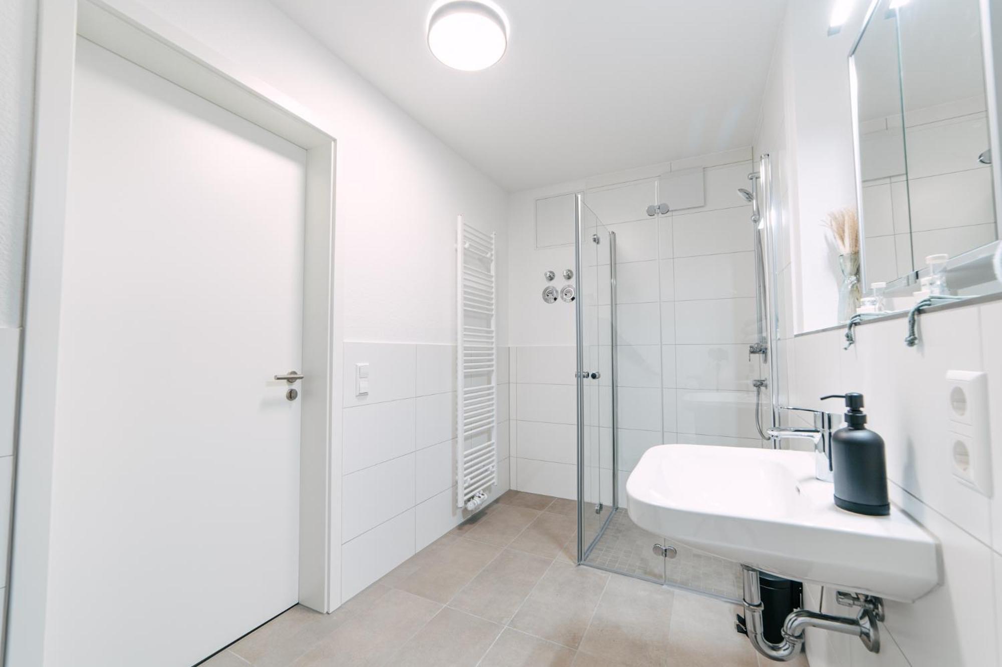 Zentrahome - Balkon Outlet Zentral Smarttv Business Apartment Metzingen (Tubingen)